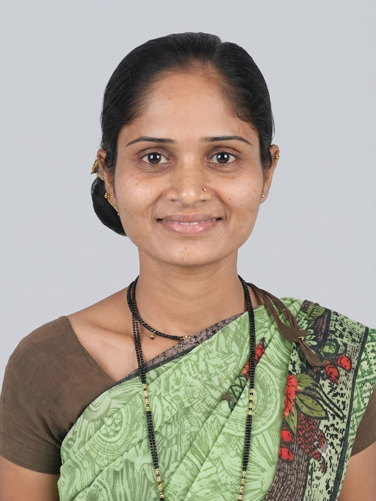 kavita - Full time Cleaner and Cook in malad west in Mumbai